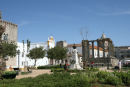 Évora med resterne af et romersk tempel, et af de bedst bevarede templer i Portugal. 