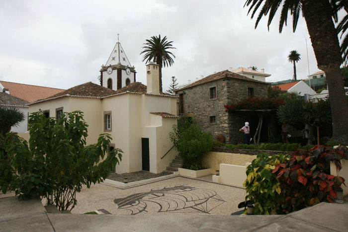 Museu Casa de Colombo stod færdigrestaureret i 1992, 500-året for hans opdagelse af Amerika. Han siges at have boet her sammen med sin kone, Filipa Moniz Perestreelo.