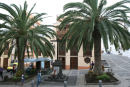 Der findes mange små, hyggelige pladser rundt om i Santa Cruz de La Palma. Her Plaza la Alameda i den østlige del af byen.