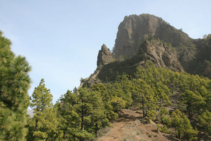Rundt om P-pladsen ved Mirador de la Cumbrecita, var anlagt nogle flotte gangstier, hvorfra der var en flot udsigt. Man skal have tilladelse for at køre op til Mirador de la Cumbrecita.
