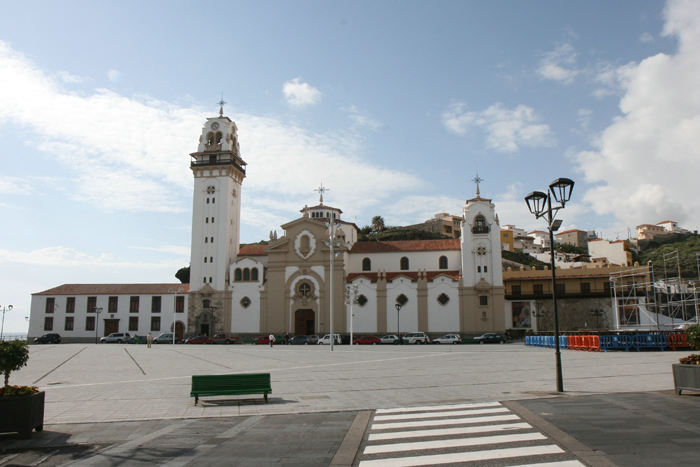 Basilica de la Patrona de Canarias er en 25 m lang kirke bygget i 1959 og som huser skytshelgenen for alle De Kanariske Øer – Virgen de Candelaria.  