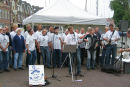 Da vi kom sejlende ind mod Hoorn, hørte vi sømandskor/-viser fra flere steder langs kajen. Det viste sig, at der var Shanty-festival i byen. 