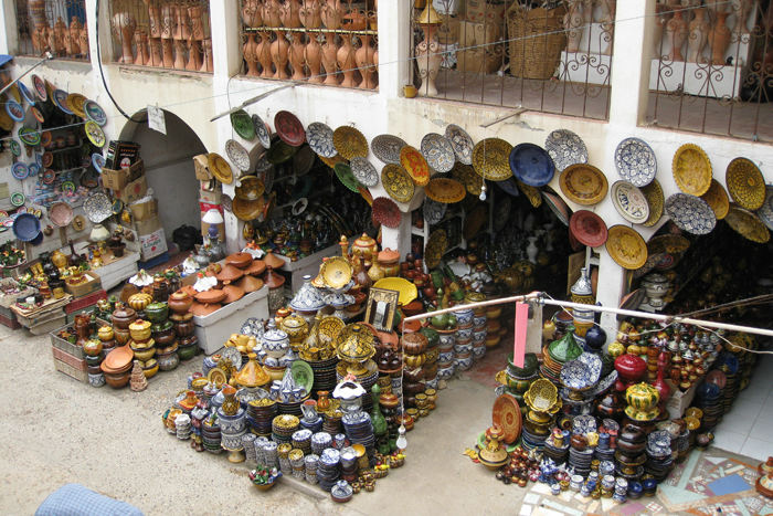 Safi er også kendt som keramikbyen, og det er ikke uden grund. Det er her en stor del af den keramik, som bruges i Marokko, fremstilles, og der er et stort udvalg. 
