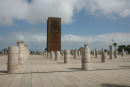 Tour Hassan i Rabat skulle have været minaret for Hassan moskeen. Det var planen, at der skulle være plads til 40.000 i moskeen, men byggeriet blev stoppet i 1199.  