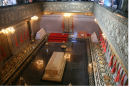 Et kik ind i mausoleet i Rabat for Mohammed 5., Hassan 2. og hans bror Prins Moulay Abdallah. 
